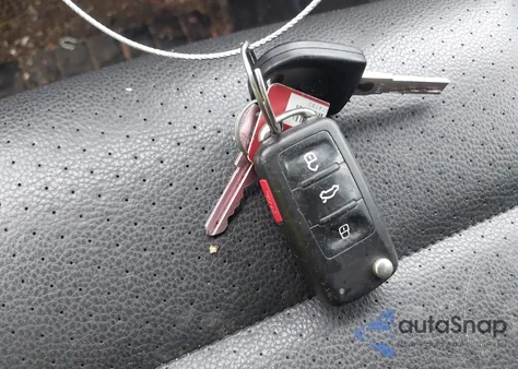 2016 Volkswagen Tiguan S from USA, damaged, VIN WVGAV7AX5GW563607